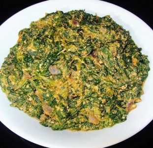 Mchicha (Spinach And Groundnuts)