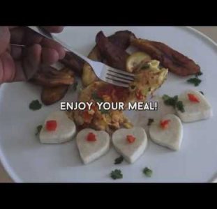 How To Make Yam, Scrambled Eggs & Fried Plantain | Africa Web TV 1-minute Culinary Tips & Recipes