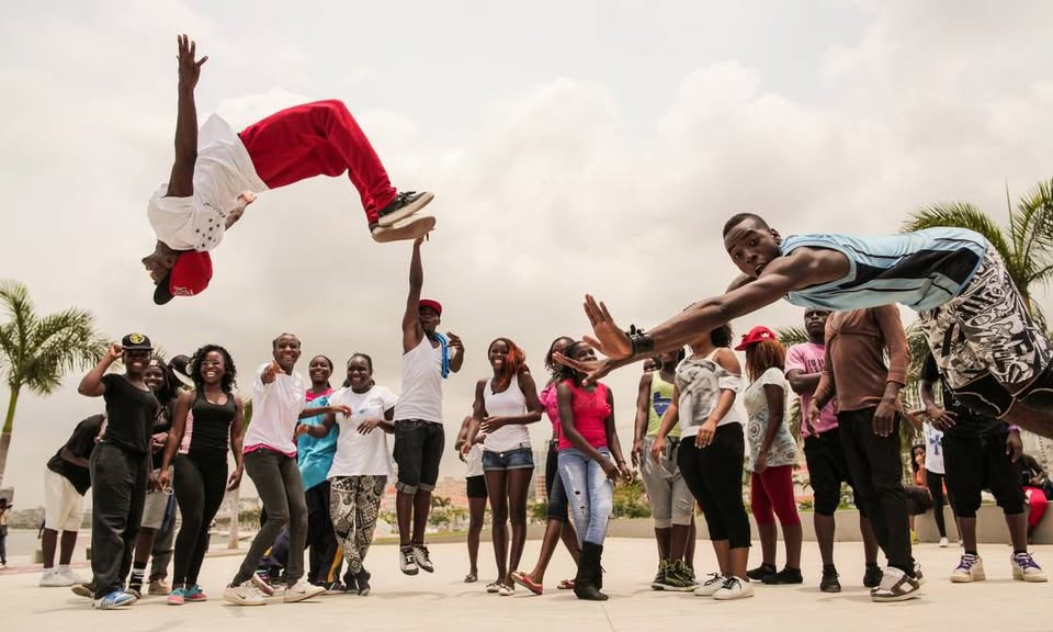 𝘀𝗽𝗲𝗰𝗶𝗮𝗹 𝘀𝗰𝗿𝗲𝗲𝗻𝗶𝗻𝗴 𝗼𝗳 𝗜 𝗟𝗼𝘃𝗲 𝗞𝘂𝗱𝘂𝗿𝗼